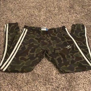 Adidas Camo leggings